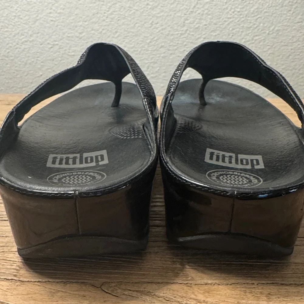 FitFlop Black Beaded Women's Sandals - Picture 3 of 16